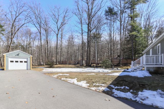 312 Cross Mill Road, Northfield, NH 03276