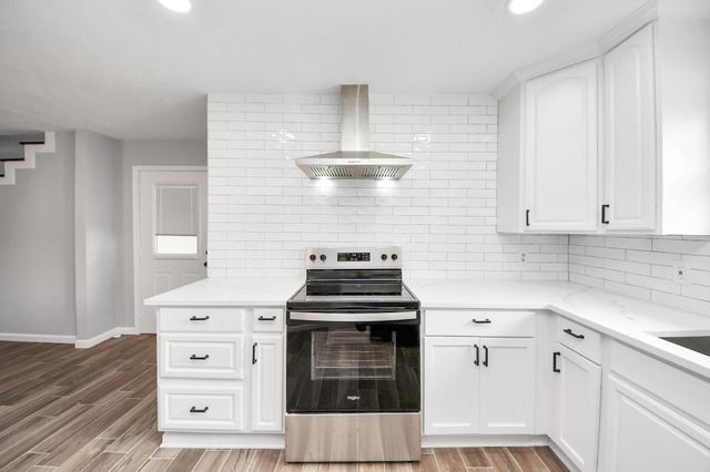 916 Woods Drive, Liberty, TX 77575