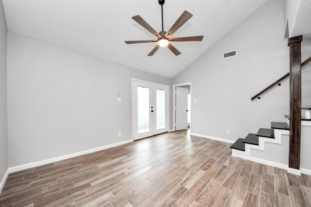 916 Woods Drive, Liberty, TX 77575