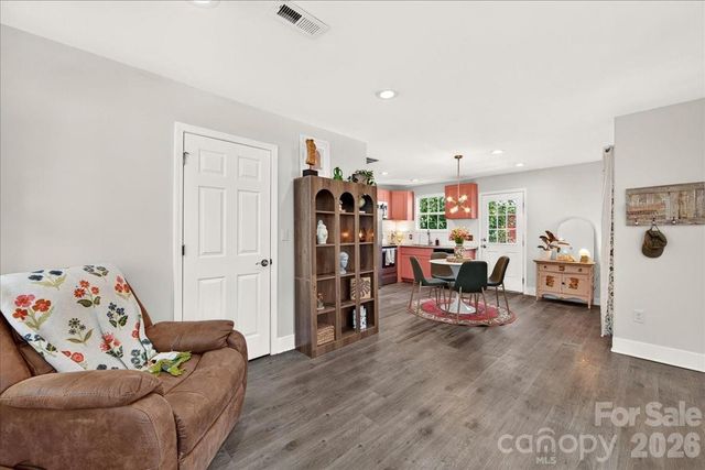 1725 Jennings Street, Charlotte, NC 28216