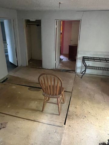 1211 Farm to Market 3288, Jacksonville, TX 75766