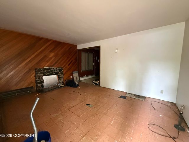 2642 Cottonwood Street, Anchorage, AK 99508