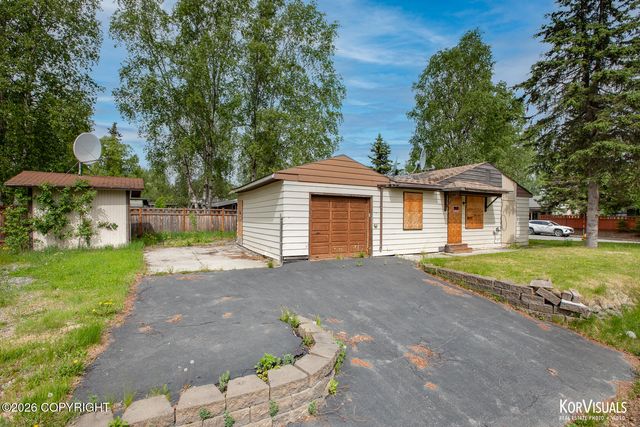 2642 Cottonwood Street, Anchorage, AK 99508
