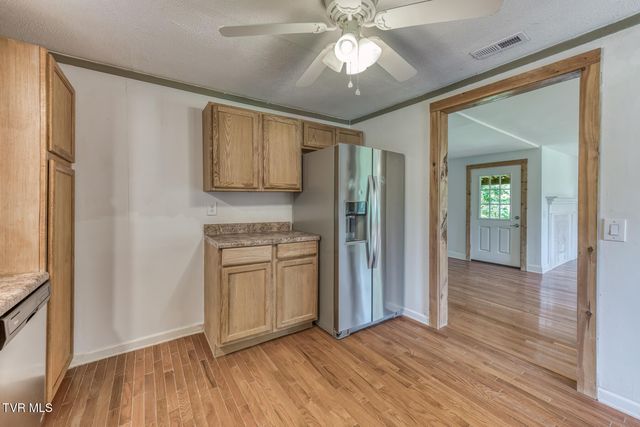 3401 Little Dry Run Road, Butler, TN 37640
