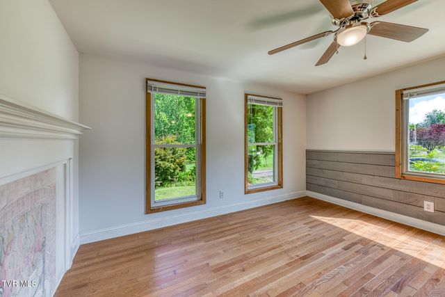 3401 Little Dry Run Road, Butler, TN 37640