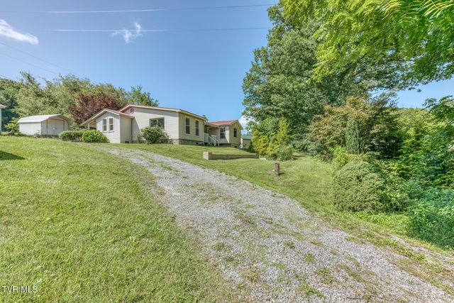 3401 Little Dry Run Road, Butler, TN 37640