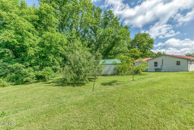 3401 Little Dry Run Road, Butler, TN 37640