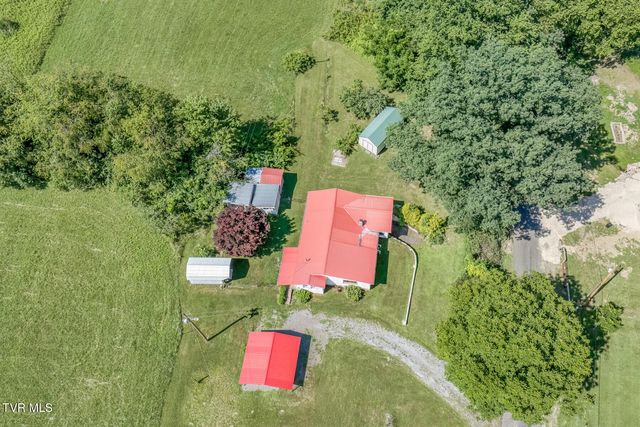 3401 Little Dry Run Road, Butler, TN 37640