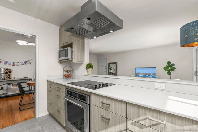 5367 La Jolla Blvd 60, La Jolla, CA 92037