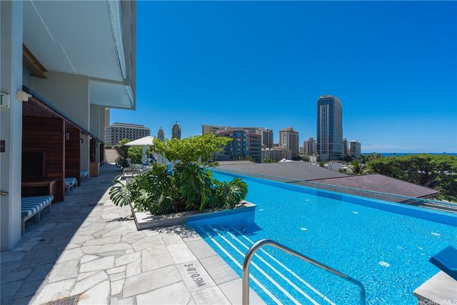 383 Kalaimoku Street E1803, Honolulu, HI 96815
