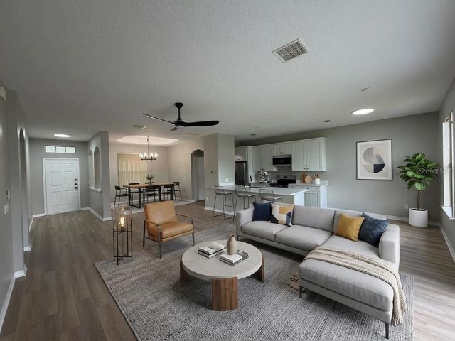 227 N JULIA AVENUE, Deland, FL 32720