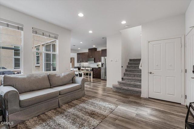 3027 N Oxnard Boulevard, Oxnard, CA 93036