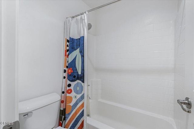 3027 N Oxnard Boulevard, Oxnard, CA 93036