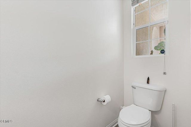 3027 N Oxnard Boulevard, Oxnard, CA 93036