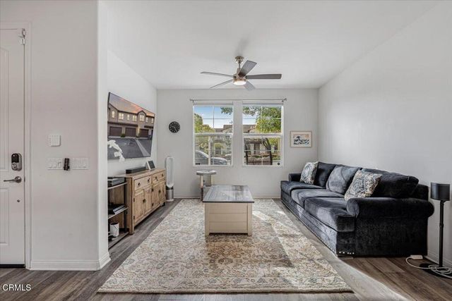 3027 N Oxnard Boulevard, Oxnard, CA 93036