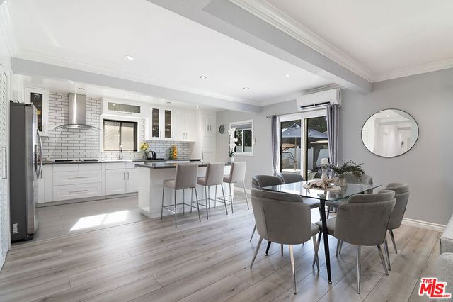 7735 Isis Avenue, Los Angeles, CA 90045