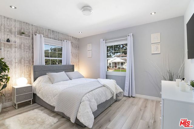 7735 Isis Avenue, Los Angeles, CA 90045