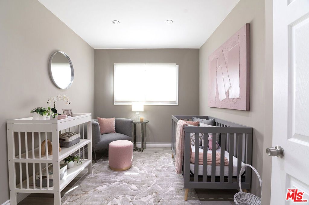 Image 30 of property listing at 7735 Isis Avenue, Los Angeles, CA 90045