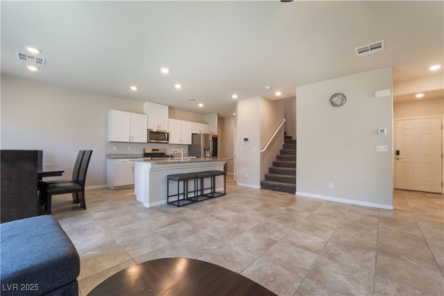 9174 Rolling Sky Drive, Las Vegas, NV 89178