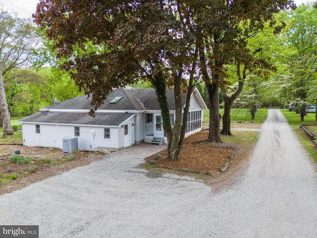15630 EDGEGROVE RD, Hillsborough, VA 20132