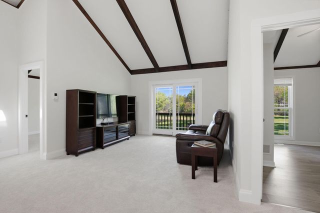 15630 EDGEGROVE RD, Hillsborough, VA 20132