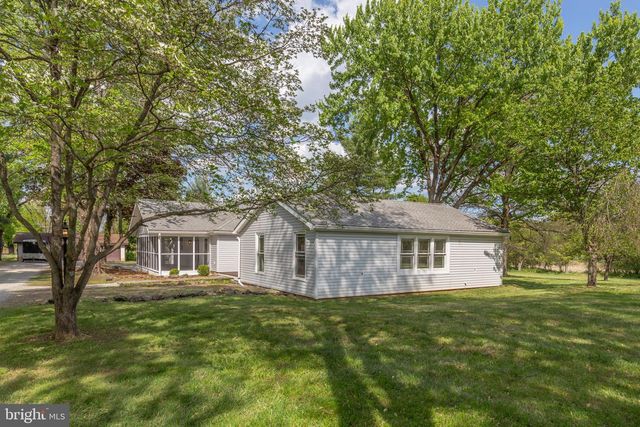 15630 EDGEGROVE RD, Hillsborough, VA 20132