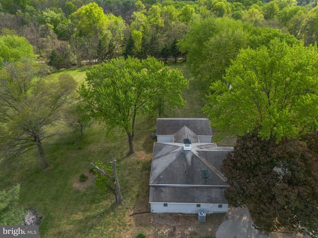 15630 EDGEGROVE RD, Hillsborough, VA 20132