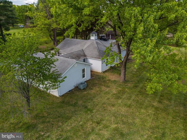 15630 EDGEGROVE RD, Hillsborough, VA 20132