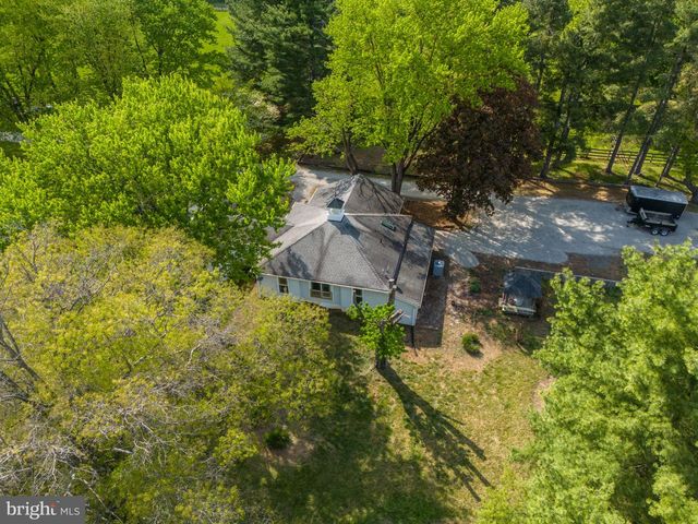 15630 EDGEGROVE RD, Hillsborough, VA 20132