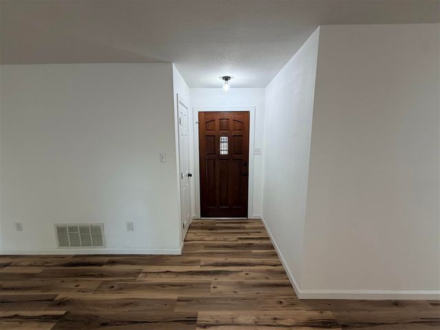 7122 NW Birch Pl, Lawton, OK 73505