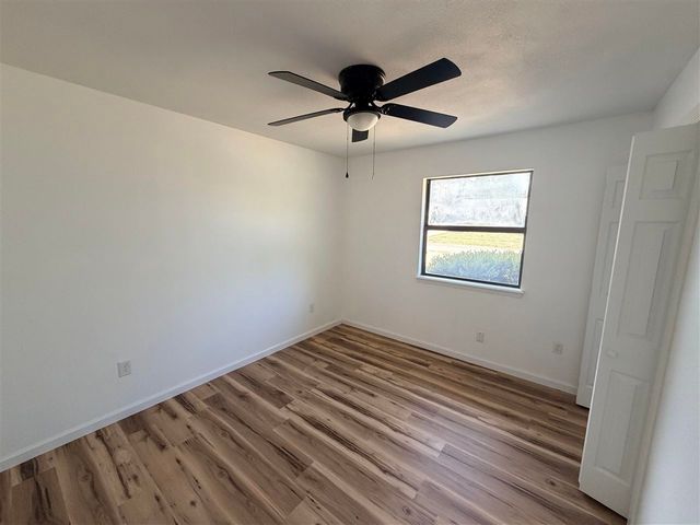 7122 NW Birch Pl, Lawton, OK 73505