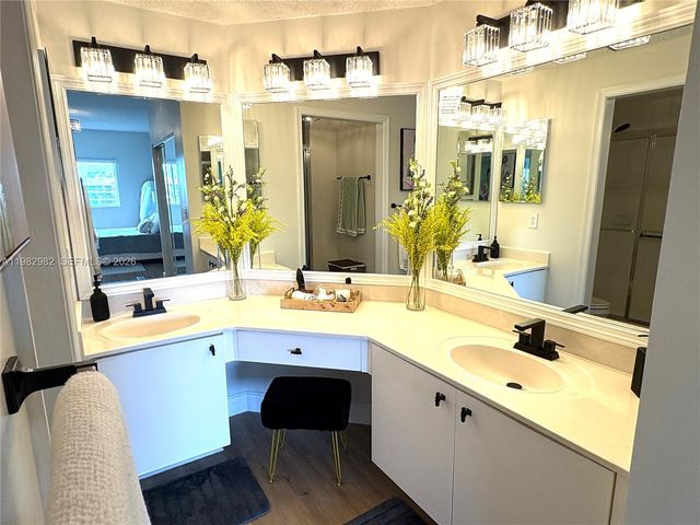 7647 Southampton Ter 304, Tamarac, FL 33321