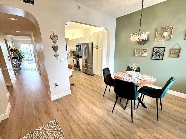 7647 Southampton Ter 304, Tamarac, FL 33321