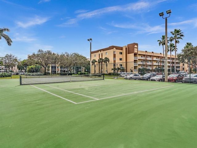 7647 Southampton Ter 304, Tamarac, FL 33321