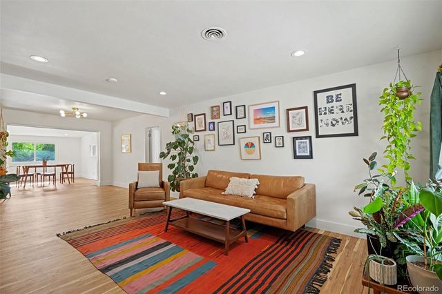 931 Tucson Street, Aurora, CO 80011