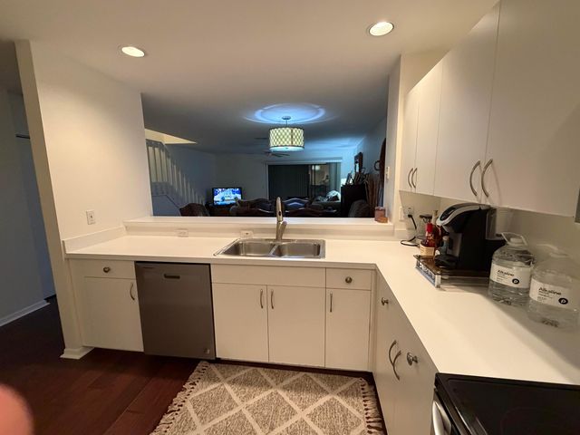 6117 SE Georgetown Place, Hobe Sound, FL 33455