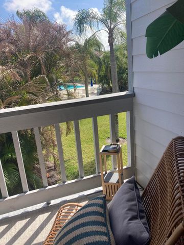 6117 SE Georgetown Place, Hobe Sound, FL 33455