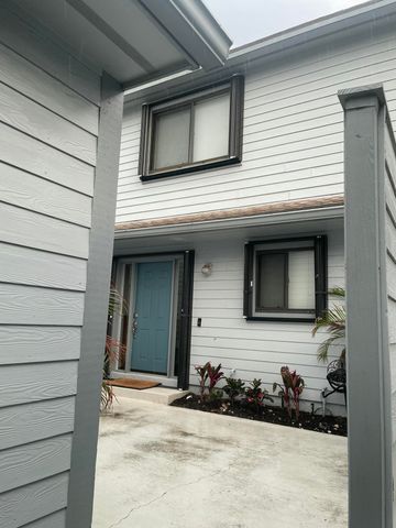 6117 SE Georgetown Place, Hobe Sound, FL 33455