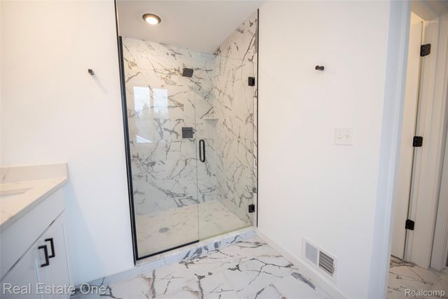 3351 Cummings Avenue, Royal Oak, MI 48073