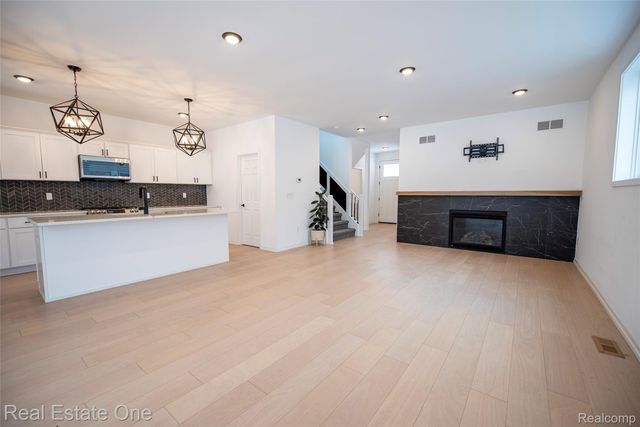 3351 Cummings Avenue, Royal Oak, MI 48073