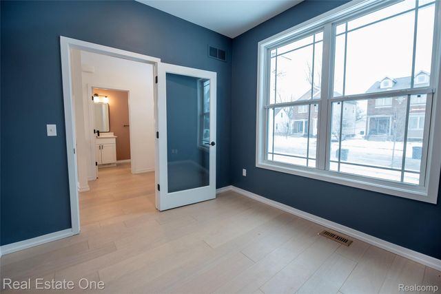 3351 Cummings Avenue, Royal Oak, MI 48073