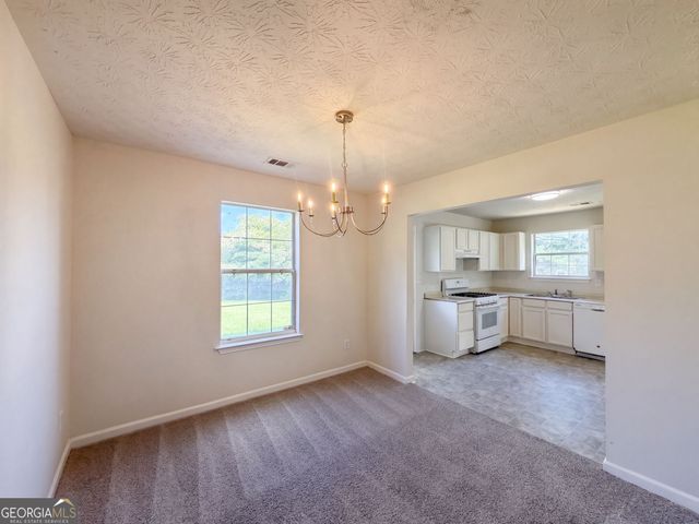 5721 Blackberry Row, Ellenwood, GA 30294