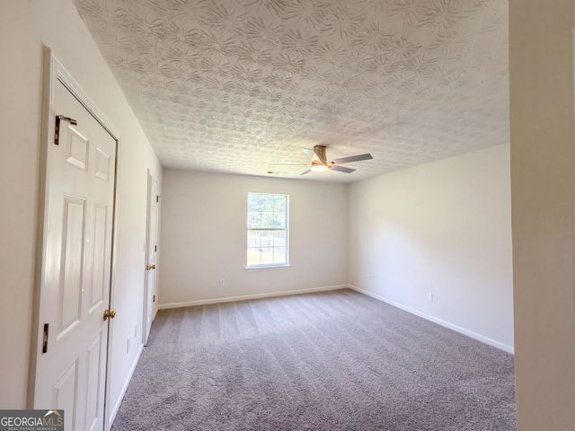 5721 Blackberry Row, Ellenwood, GA 30294