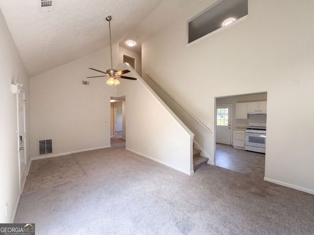5721 Blackberry Row, Ellenwood, GA 30294