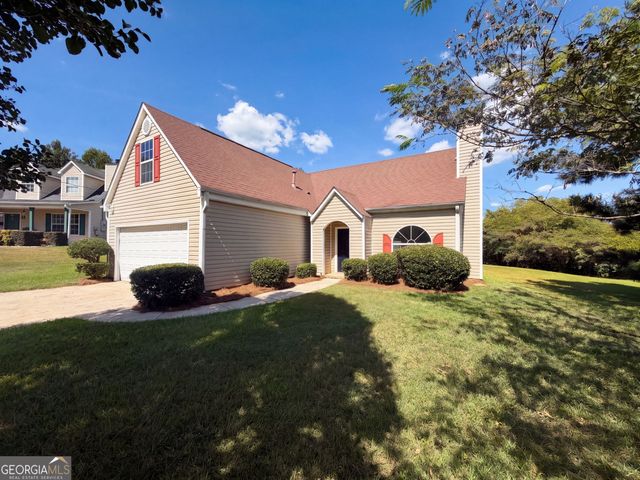 5721 Blackberry Row, Ellenwood, GA 30294