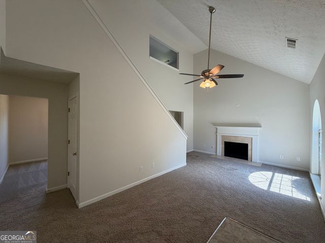 5721 Blackberry Row, Ellenwood, GA 30294