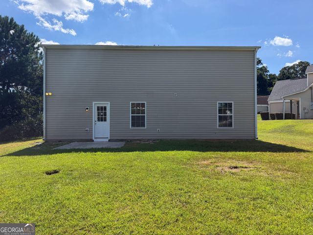 5721 Blackberry Row, Ellenwood, GA 30294