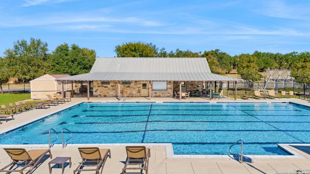 8419 SILENT CRK, San Antonio, TX 78255