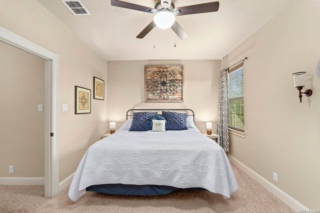 8419 SILENT CRK, San Antonio, TX 78255