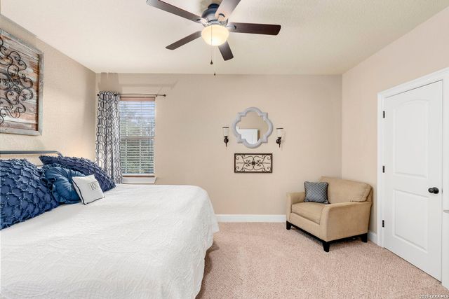 8419 SILENT CRK, San Antonio, TX 78255